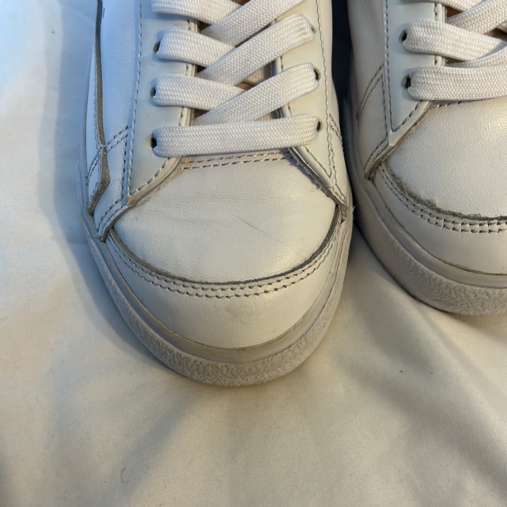 Last Call Nike Shoes Size 5 - Picture 3 of 7